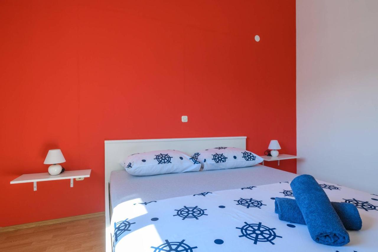 LižnjanAna公寓 外观 照片